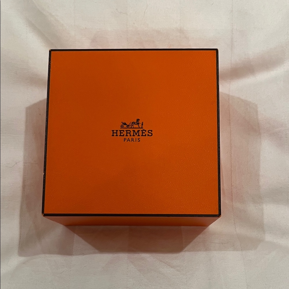 Hermes Orange jewelry Box